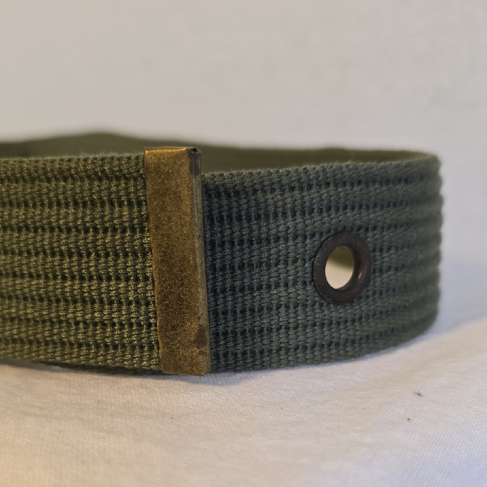 Women's Olive Green Canvas Belt. GC - Picture 5 of 11